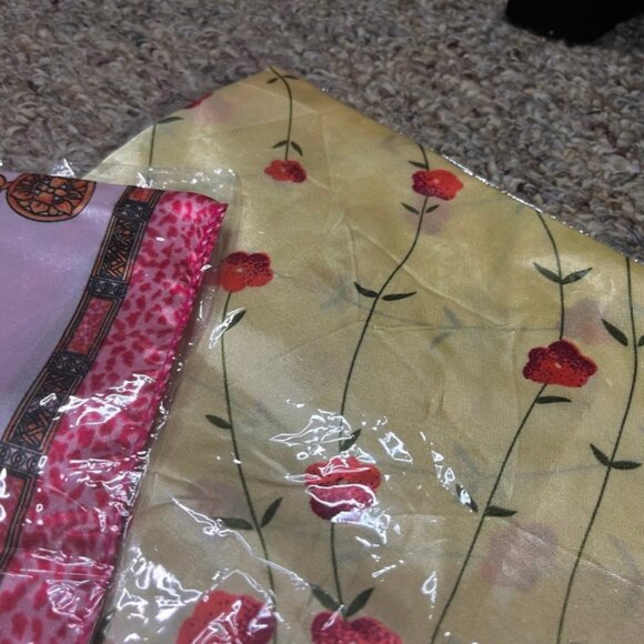 Accessory Scarves - Picture 3 of 4